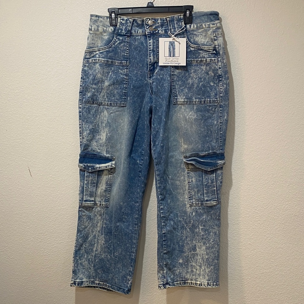 BLUE TORTLE Blue Denim Cargo Jeans . Size  20